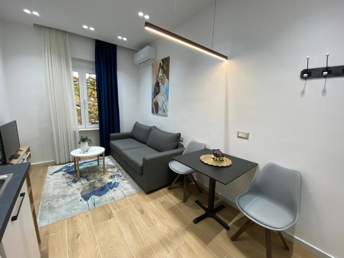 Apartament In Blloku In Front Of Taiwan Tirana Extérieur photo